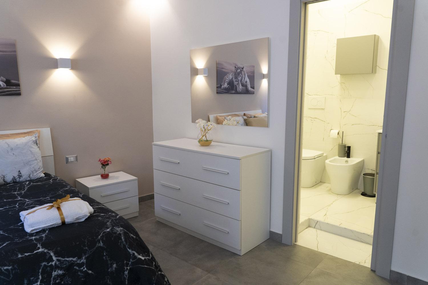 Leoscar Apartment In Catania Center Self Check-In Kültér fotó