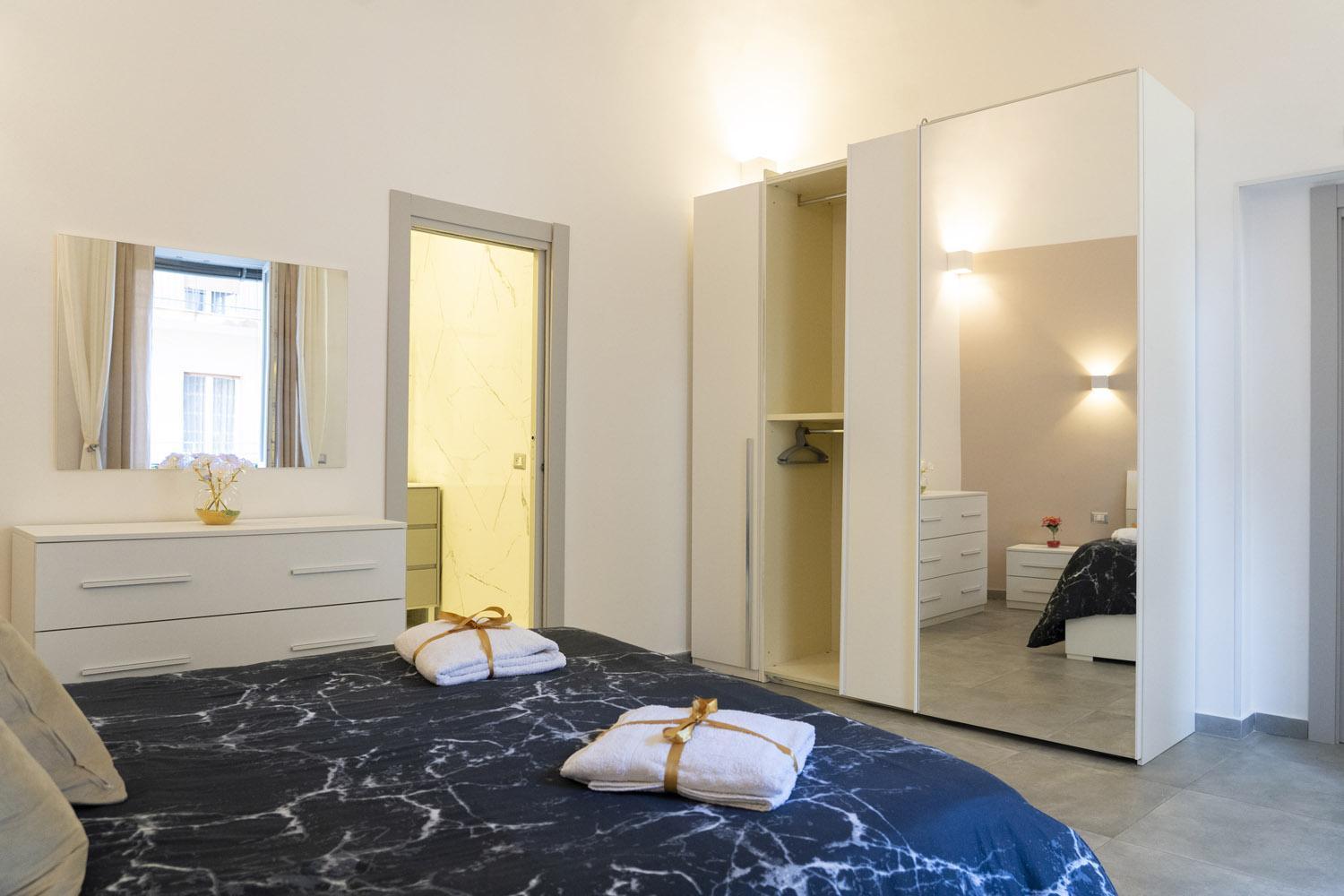 Leoscar Apartment In Catania Center Self Check-In Kültér fotó